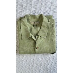 Tommy Bahama Camp Shirt Green 100% Silk Hawaiian Palm Trees Wooden Buttons Men L